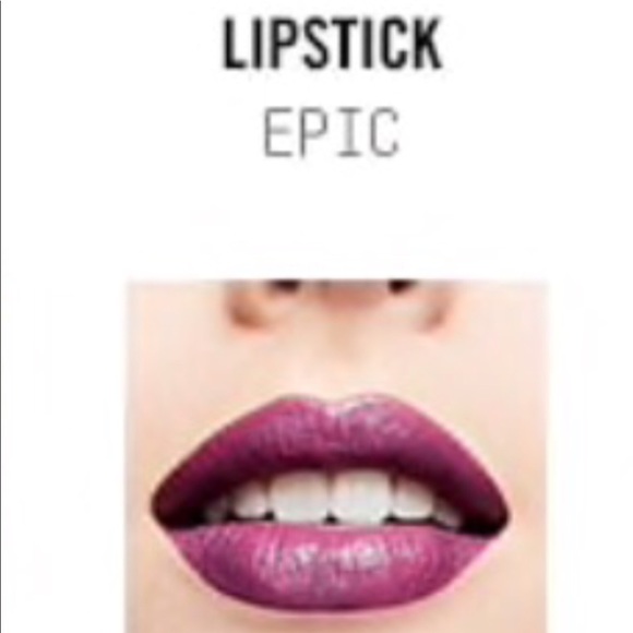 Mac Satin Lipstick Epic - Picture 3 of 3
